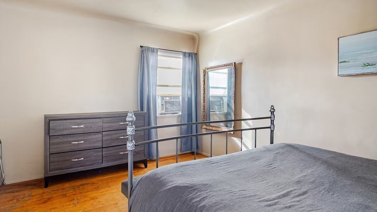 Photo of Bedroom in Eagle Rock