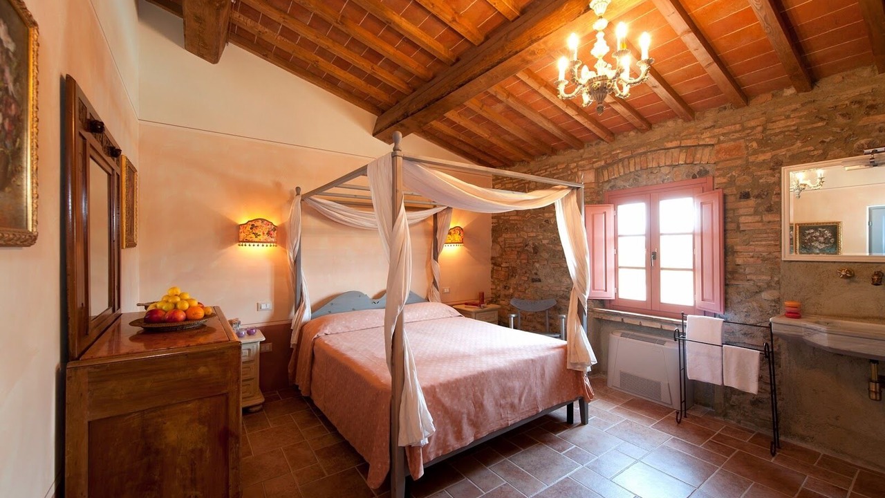 Photo of Bedroom in Guardistallo