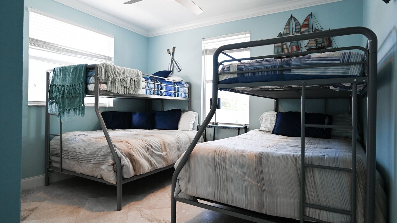 Photo of Bedroom in Twin Lakes
