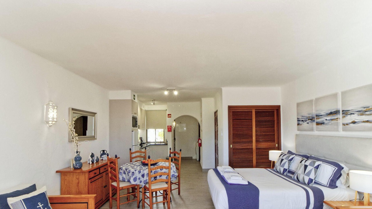 Photo of Bedroom in Albufeira