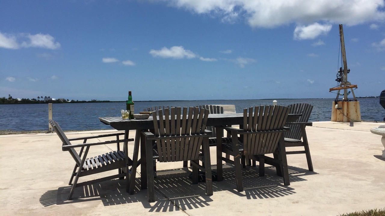 Photo of Outdoor in Tropical Bay Estates