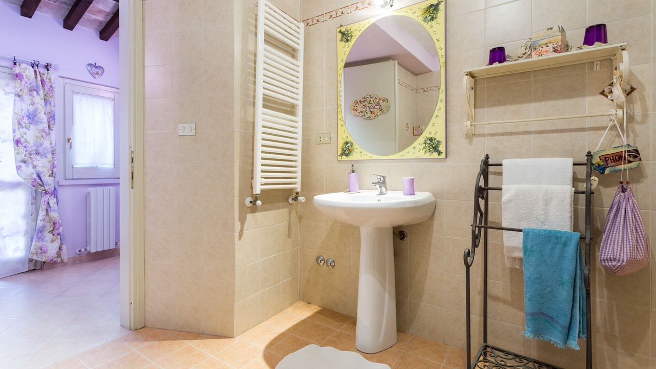 Photo of Bathroom in Assisi