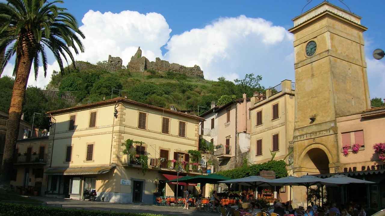 Photo of Others in Lake Bracciano