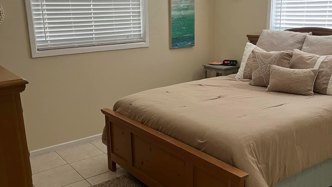 Photo of Bedroom in Summerland Key