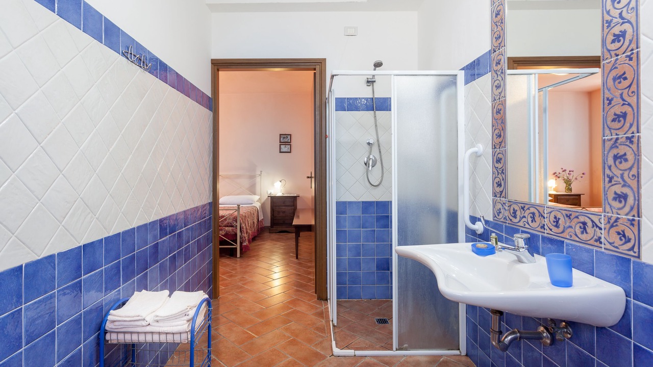 Photo of Bathroom in Cannara