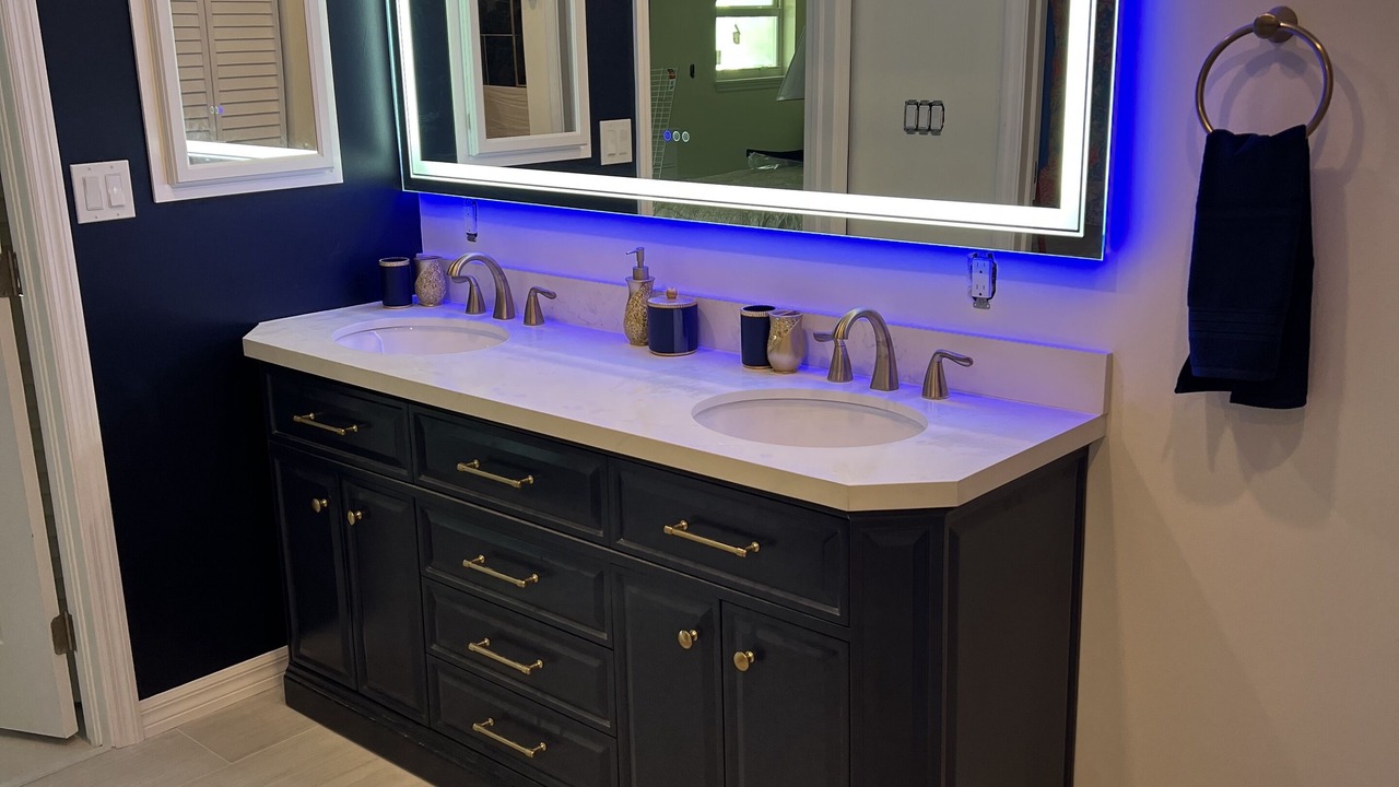 Photo of Bathroom in Breezeswept Beach Estates