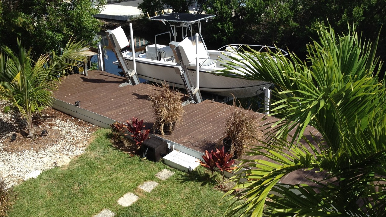 Photo of Outdoor in Breezeswept Beach Estates
