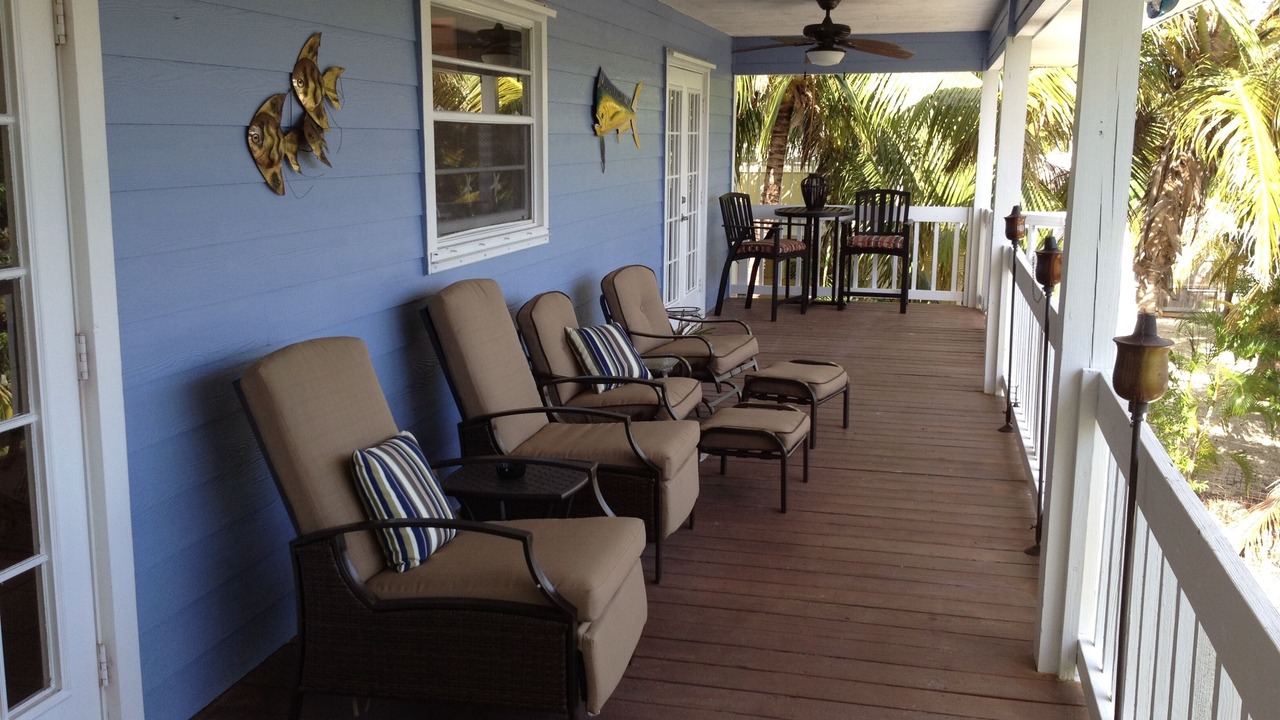 Photo of Patio Balcony in Breezeswept Beach Estates