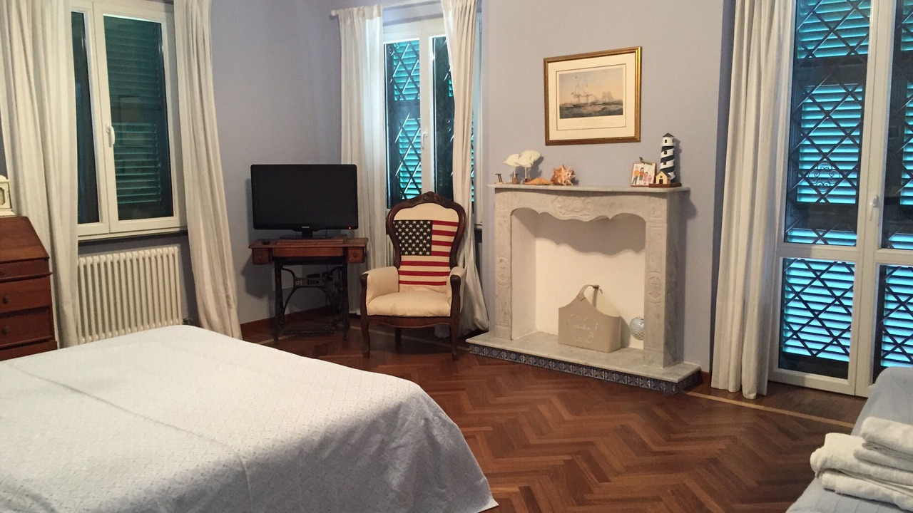 Photo of Bedroom in Recco