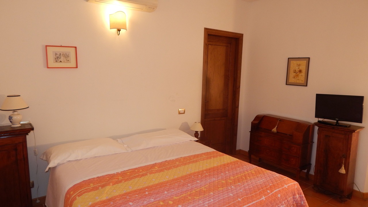 Photo of Bedroom in Siena