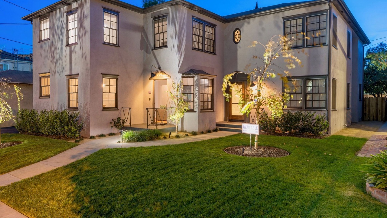 Photo of Outdoor in Burbank