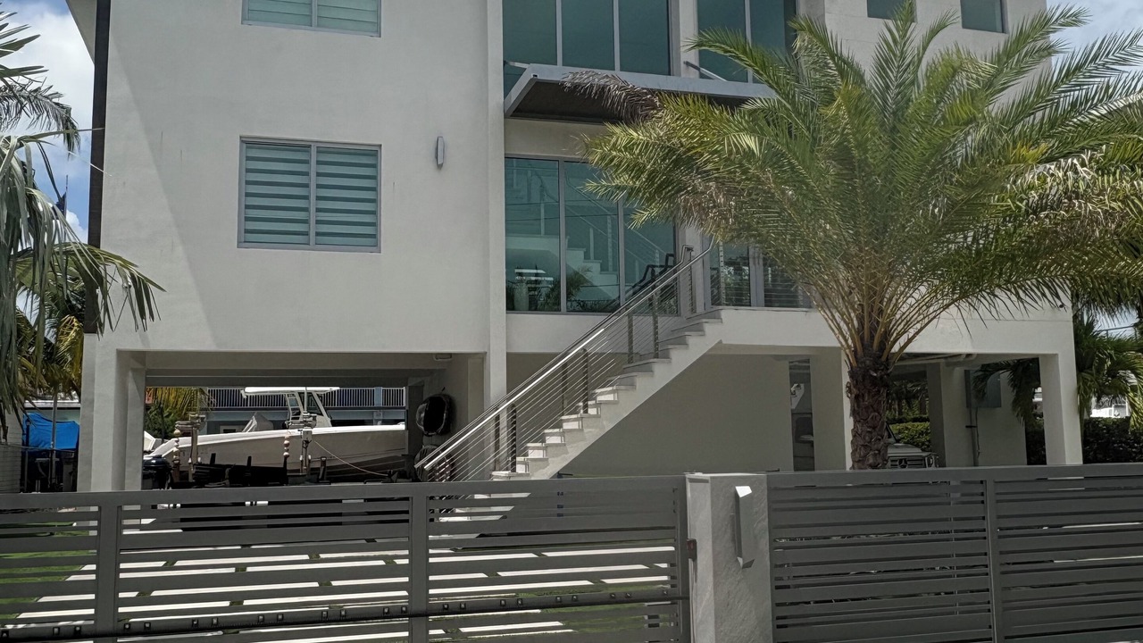 Photo of Outdoor in Riviera Village