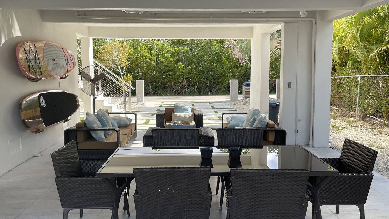 Photo of Outdoor in Riviera Village