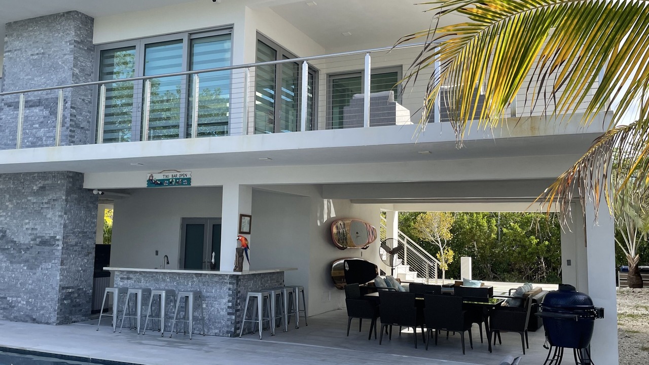 Photo of Outdoor in Riviera Village