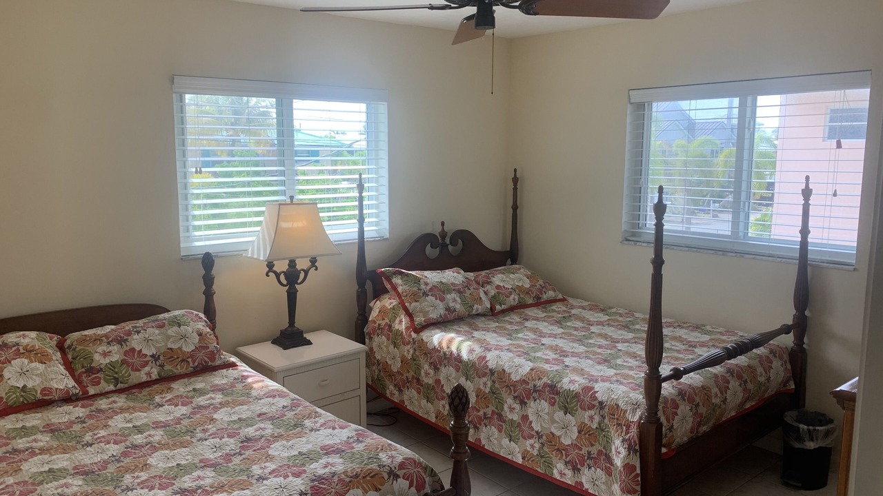 Photo of Bedroom in Summerland Key