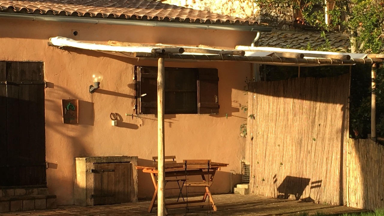 Photo of Patio Balcony in Amelia