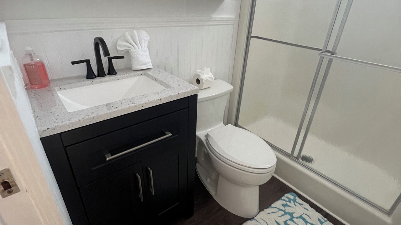 Photo of Bathroom in Cudjoe Key