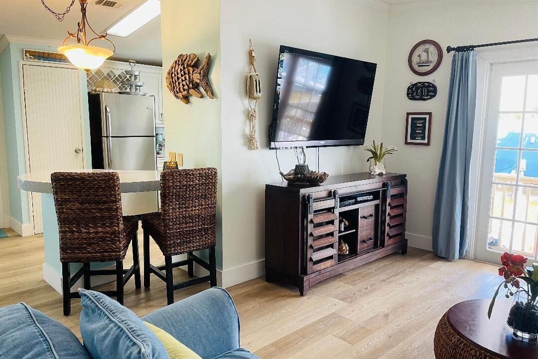 Photo of Livingroom in Sexton Cove Estates
