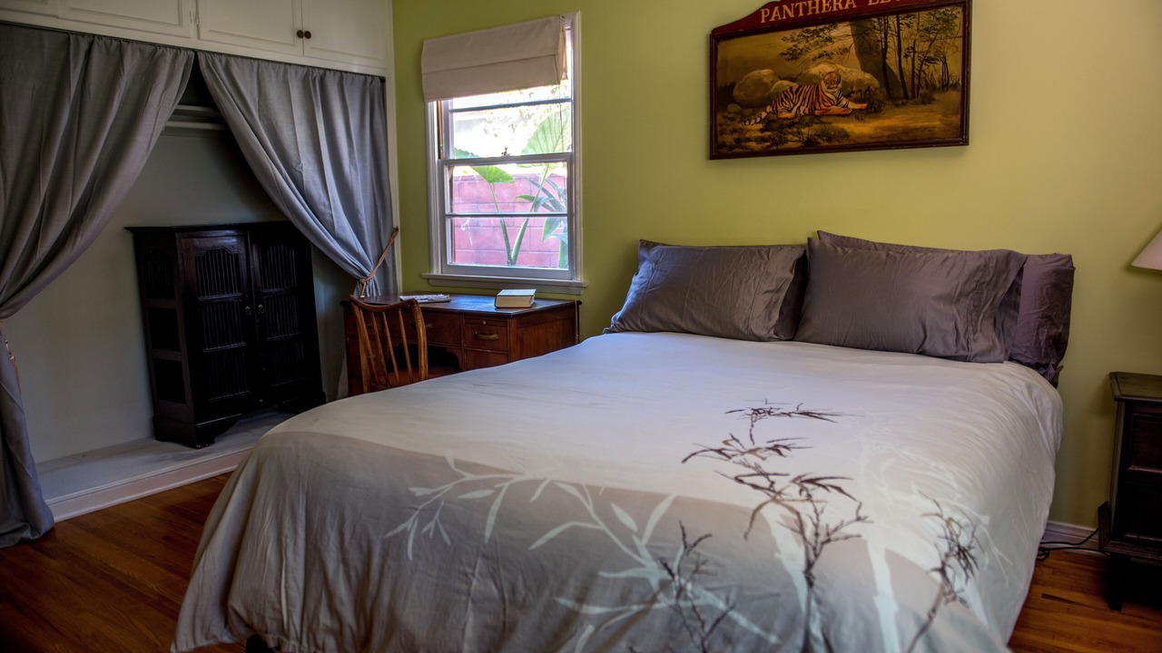 Photo of Bedroom in North Hollywood