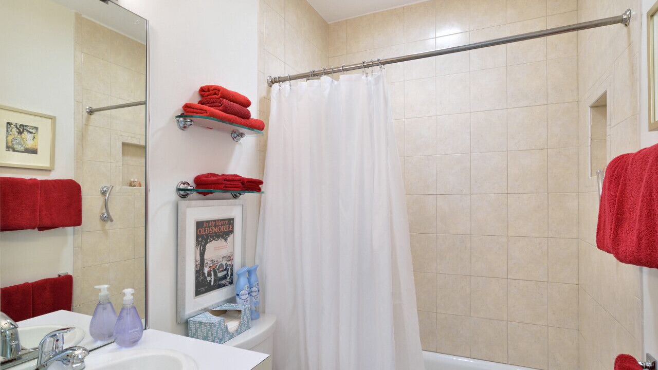 Photo of Bathroom in Old Town