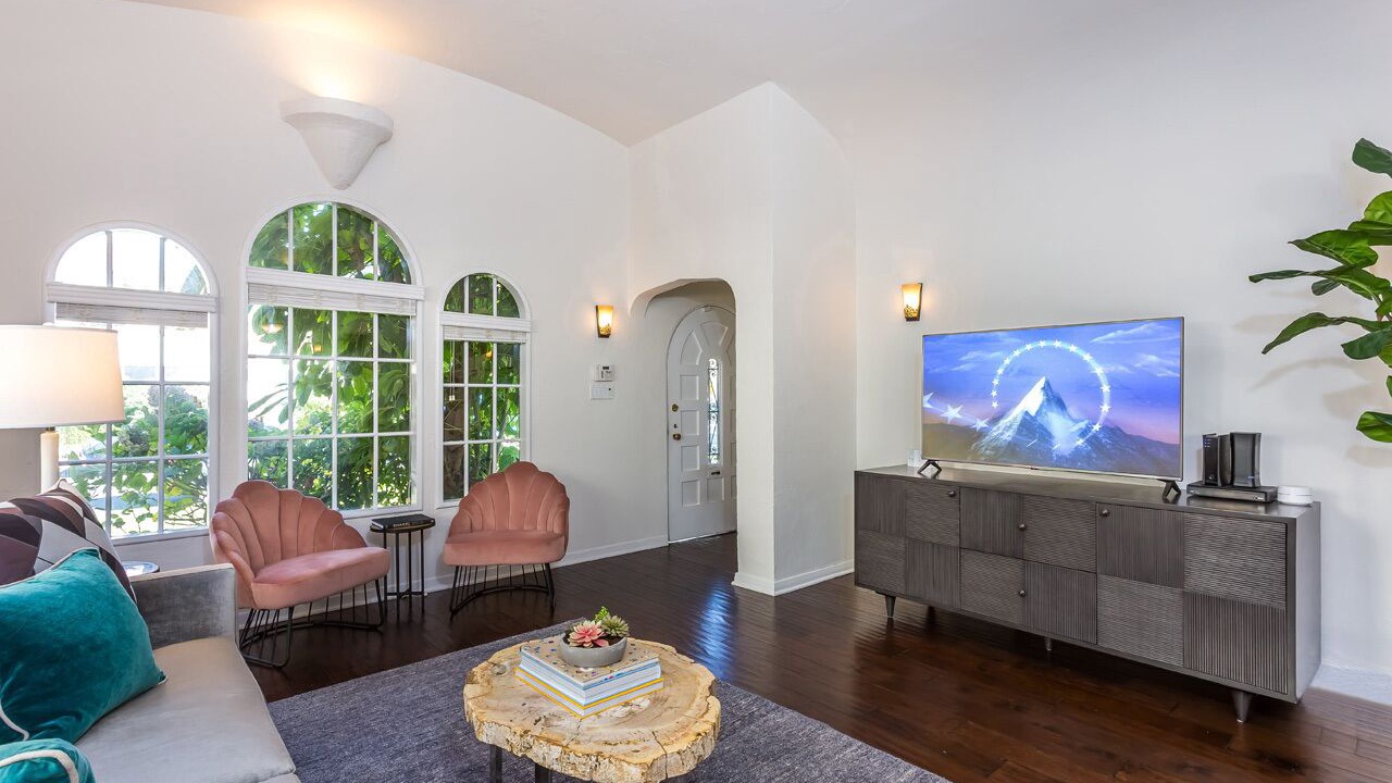 Photo of Livingroom in Carthay Circle