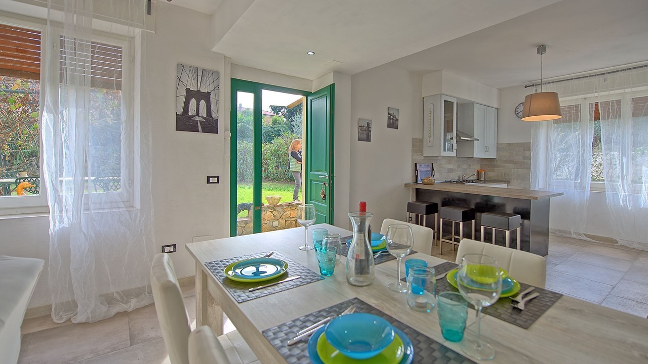 Photo of Bedroom in Montemarcello