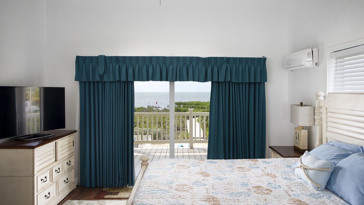 Photo of Bedroom in Cudjoe Key