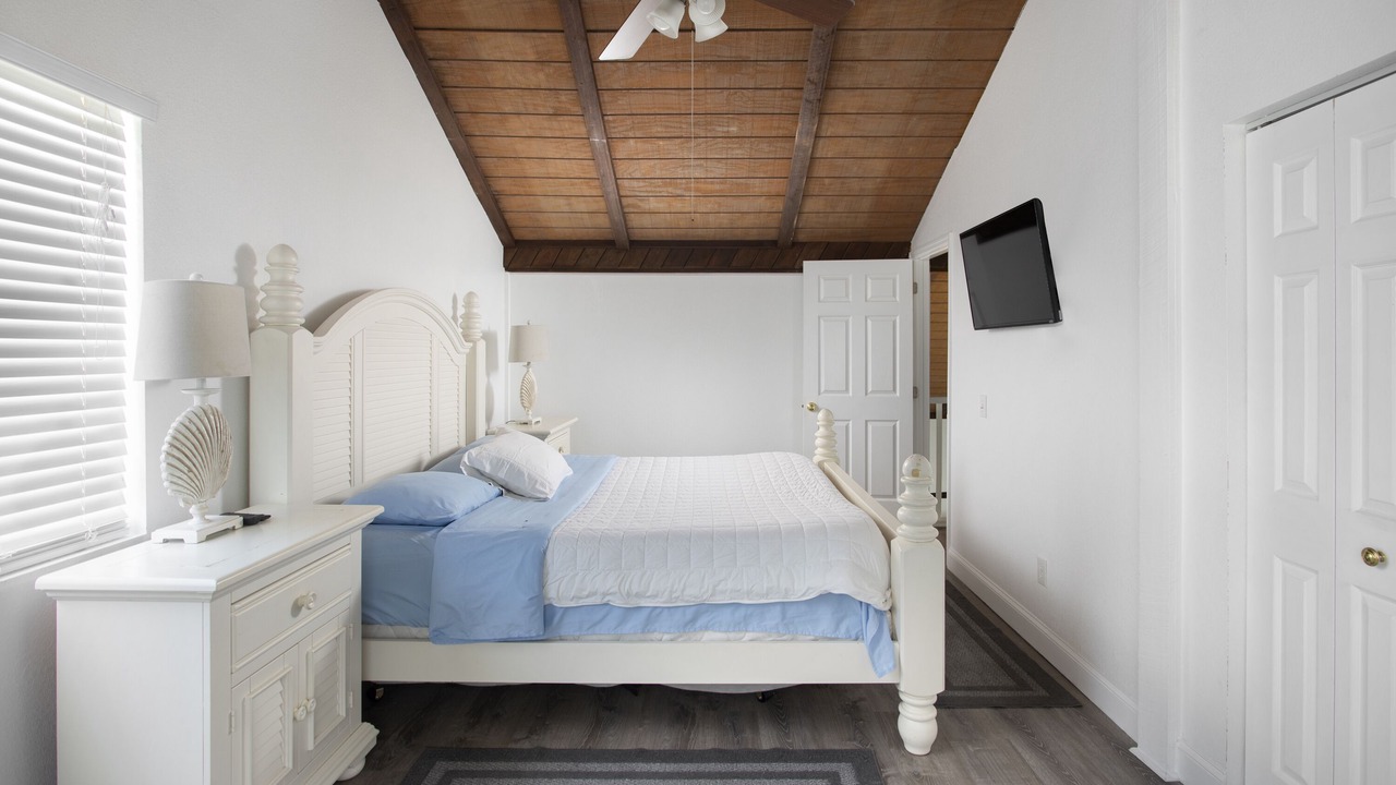 Photo of Bedroom in Cudjoe Key