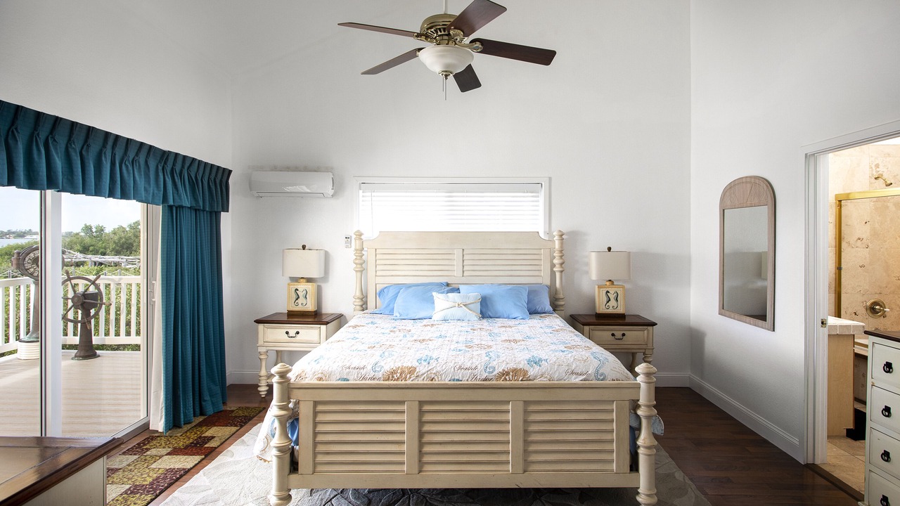 Photo of Bedroom in Cudjoe Key