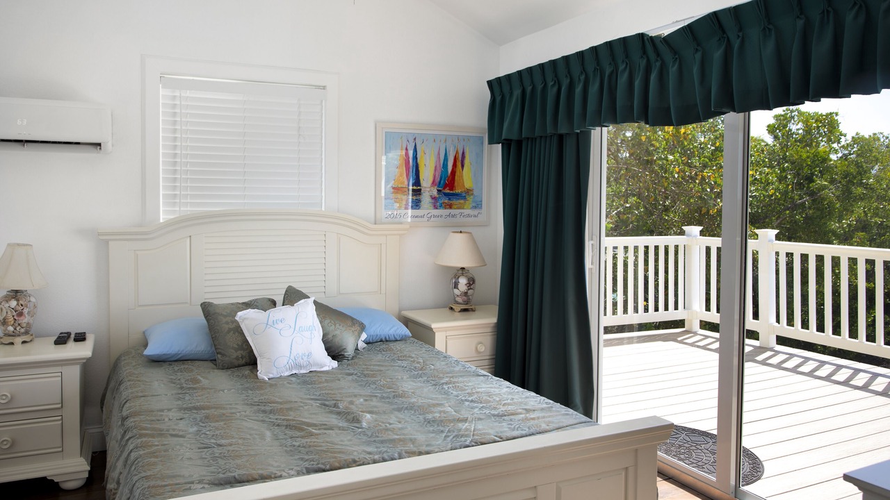 Photo of Bedroom in Cudjoe Key