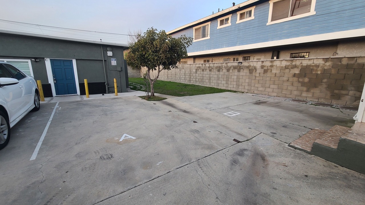 Photo of Outdoor in Lawndale