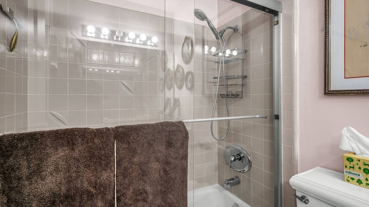 Photo of Bathroom in Fox Hills