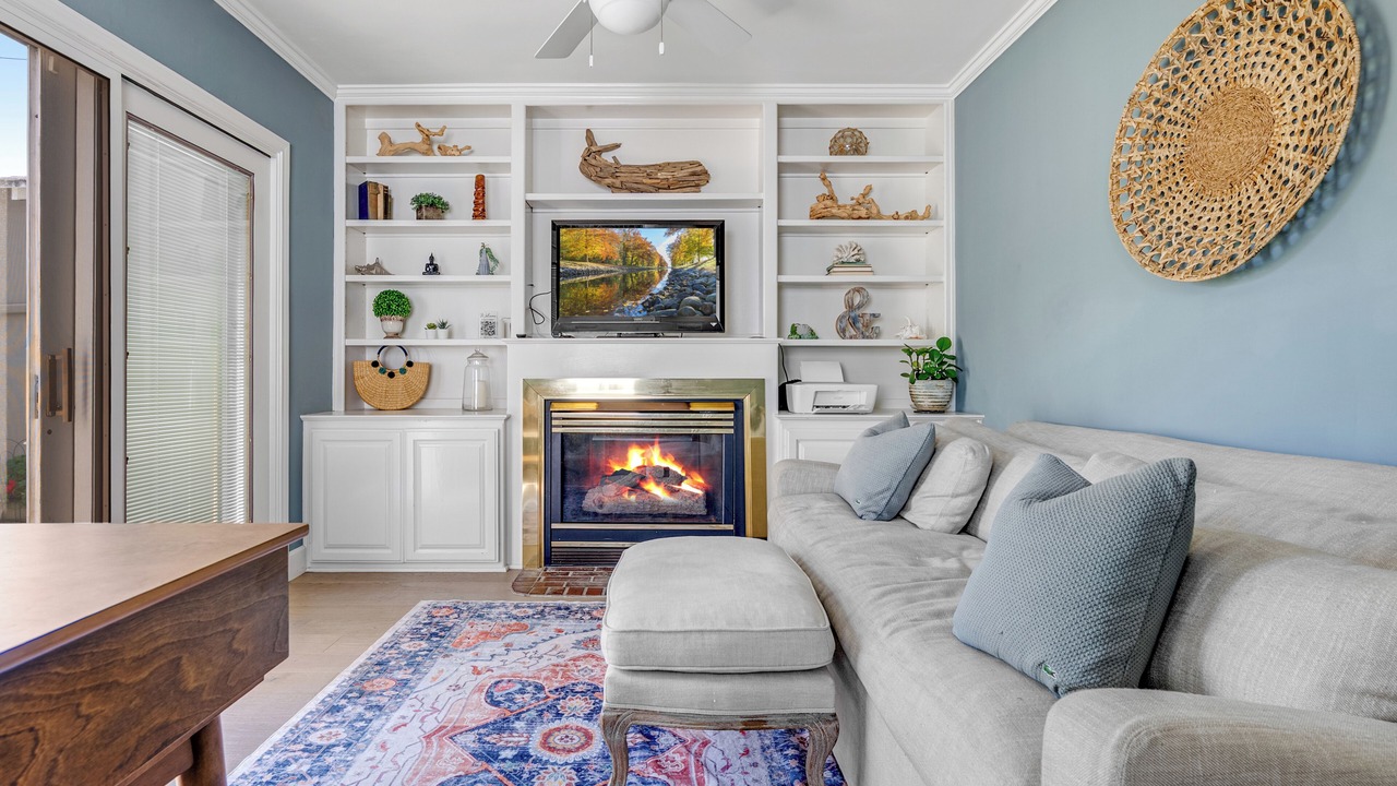 Photo of Livingroom in Belmont Shore