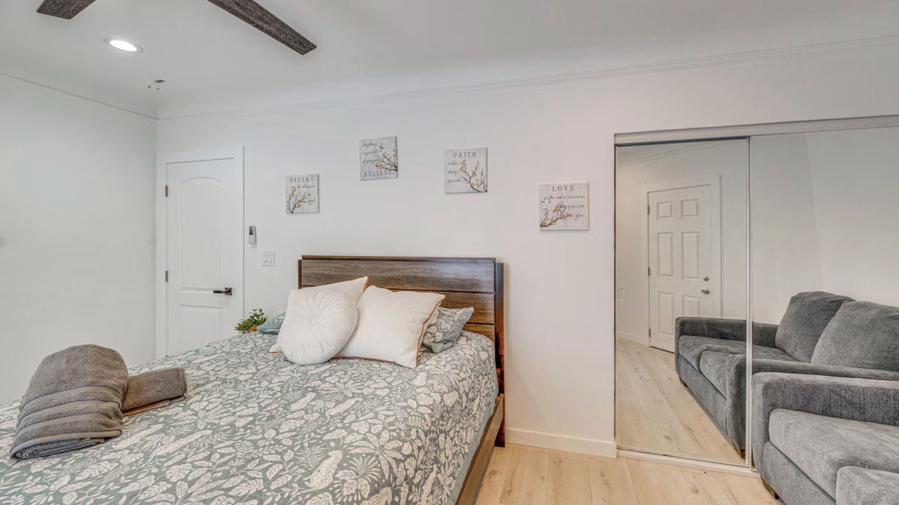 Photo of Bedroom in East Los Angeles