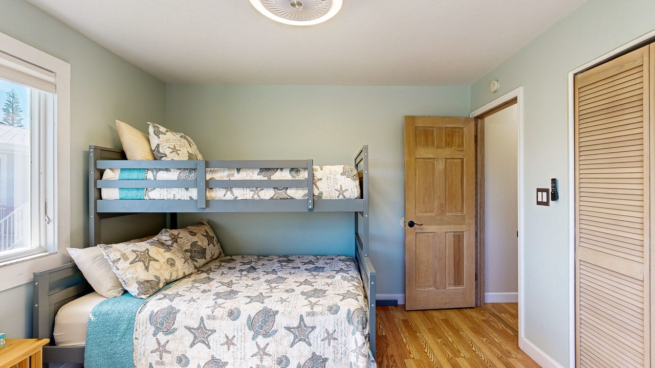 Photo of Bedroom in Big Pine Key