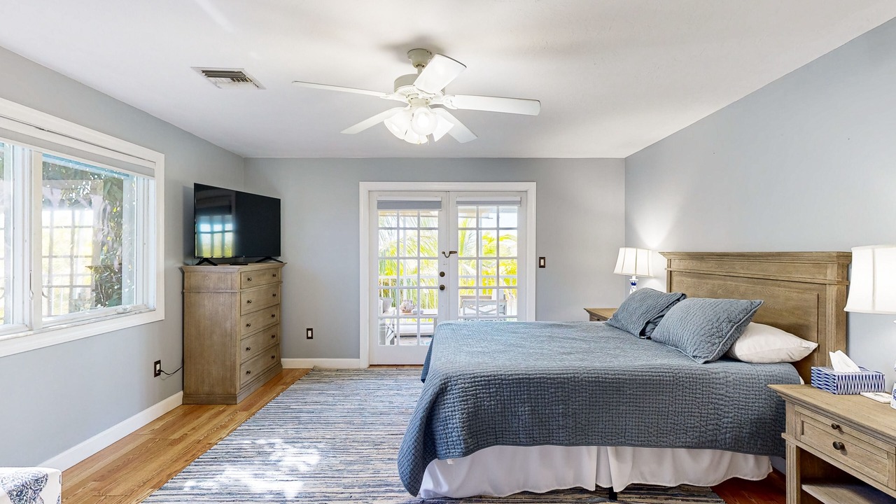 Photo of Bedroom in Big Pine Key