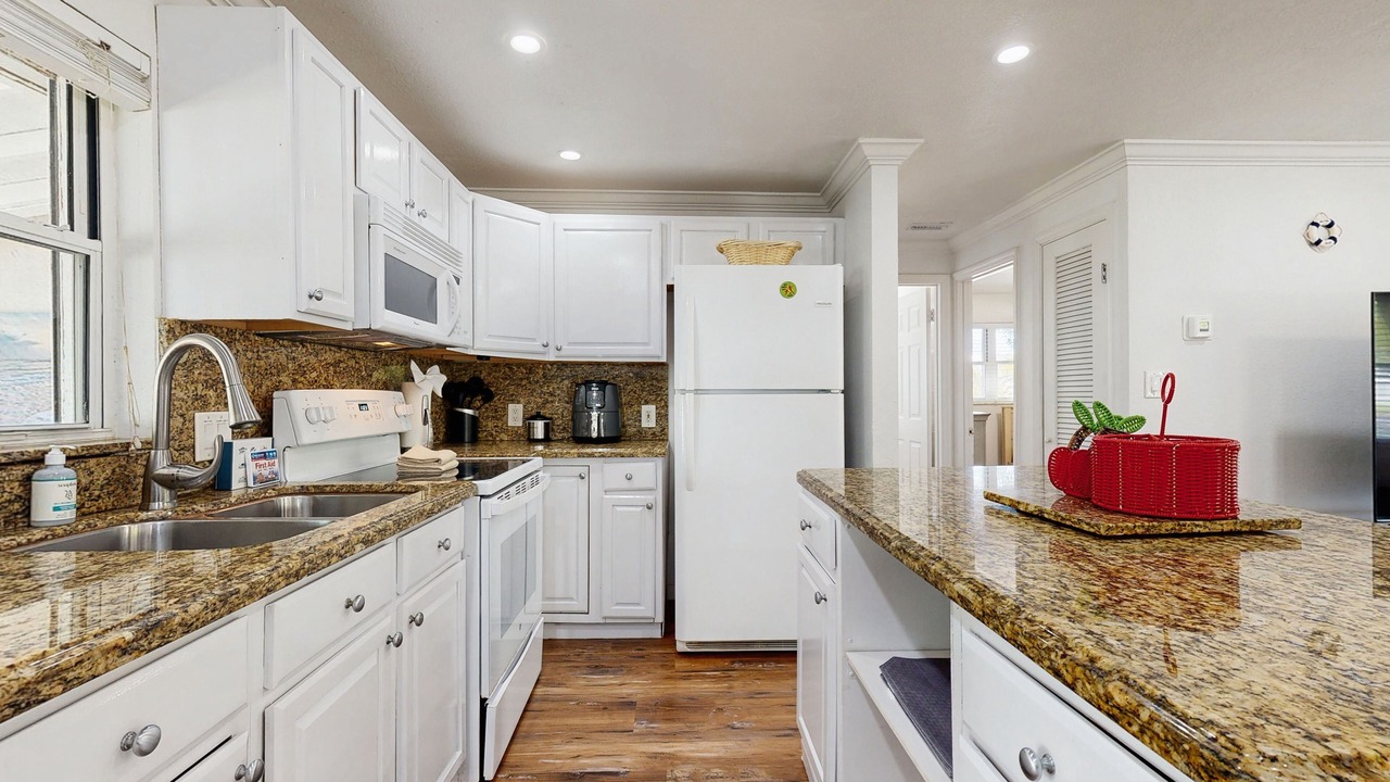 Photo of Kitchen in Breezeswept Beach Estates