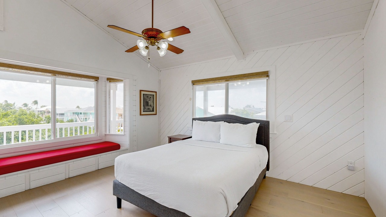 Photo of Bedroom in Cutthroat Harbor Estates