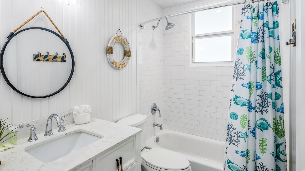 Photo of Bathroom in Cutthroat Harbor Estates