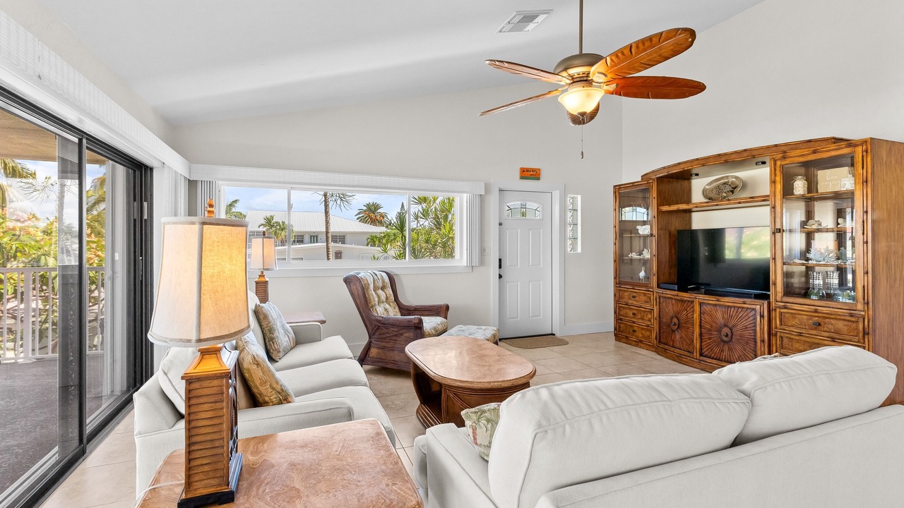 Photo of Livingroom in Key Colony Beach