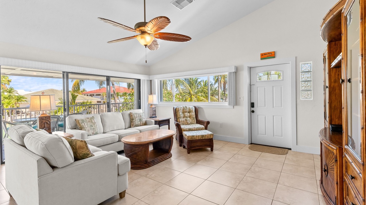 Photo of Livingroom in Key Colony Beach