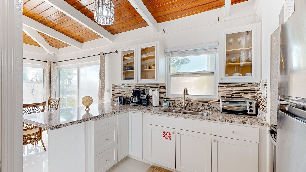 Photo of Kitchen in Summerland Key