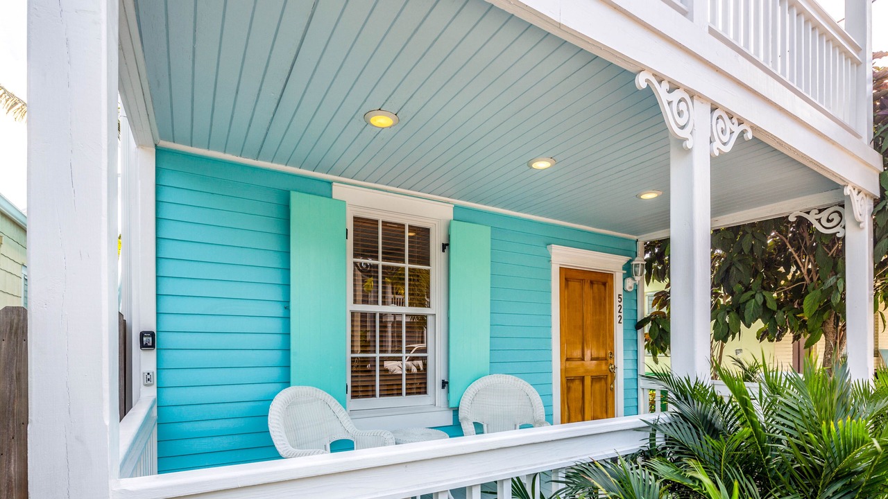 Photo of Patio Balcony in Uptown - Upper Duval
