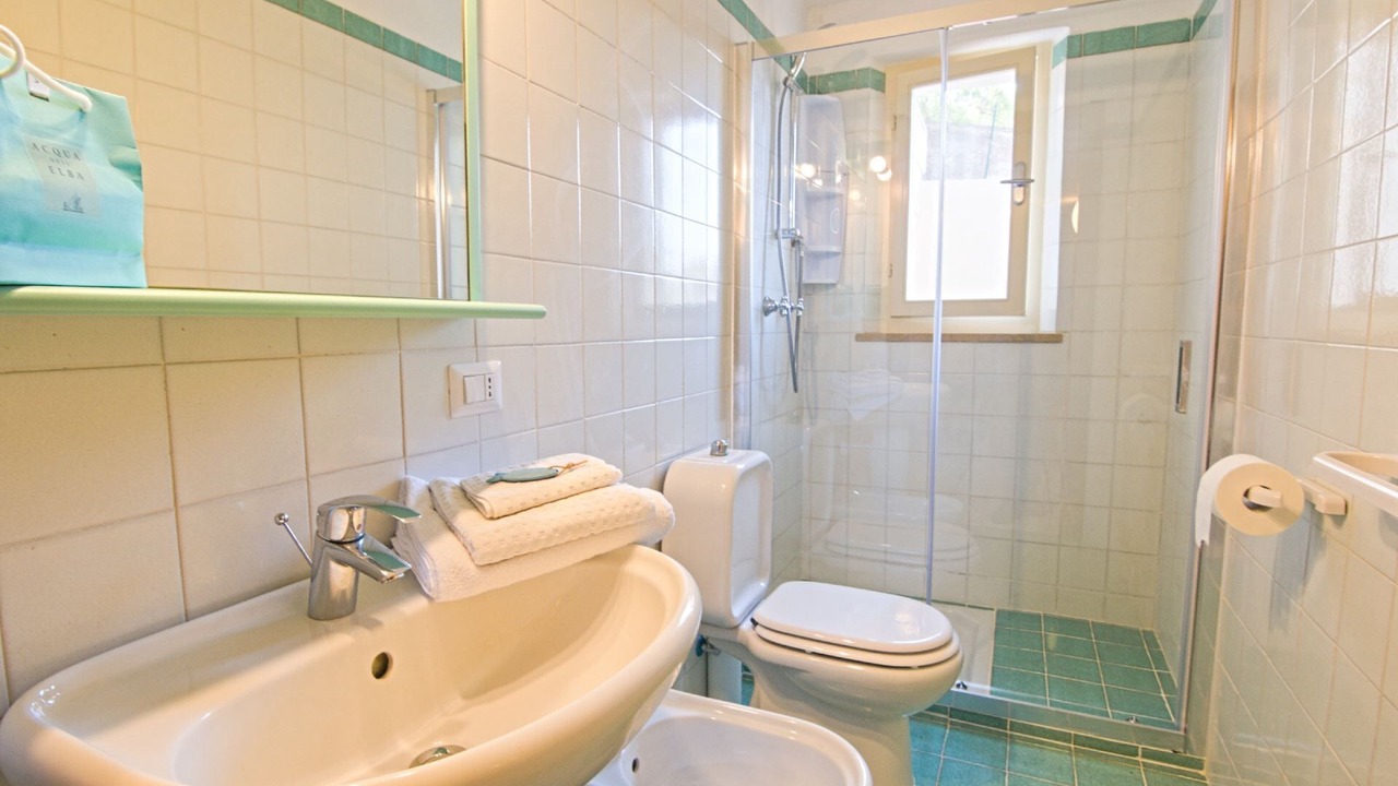 Photo of Bathroom in Capoliveri