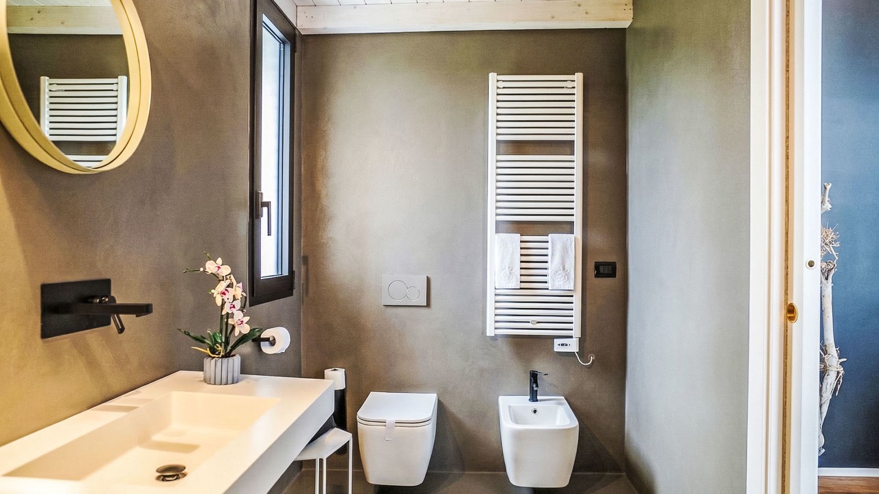 Photo of Bathroom in Controguerra