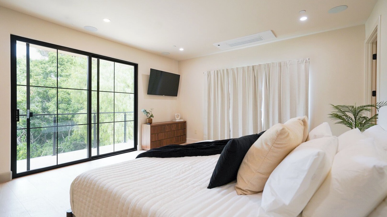 Photo of Bedroom in Northwest San Pedro
