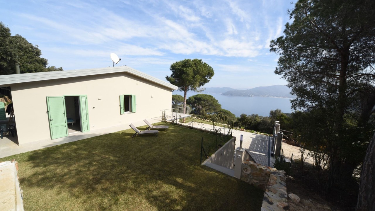Photo of Patio Balcony in Bagno-Sprizze