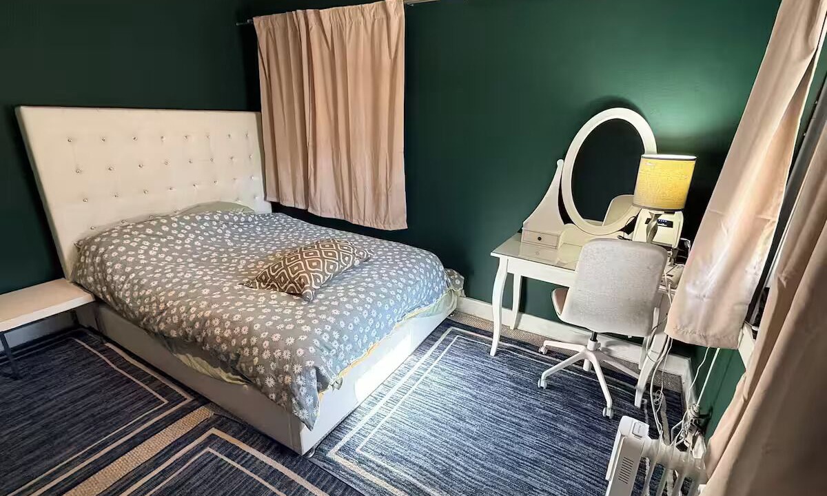 Photo of Bedroom in Larchmont