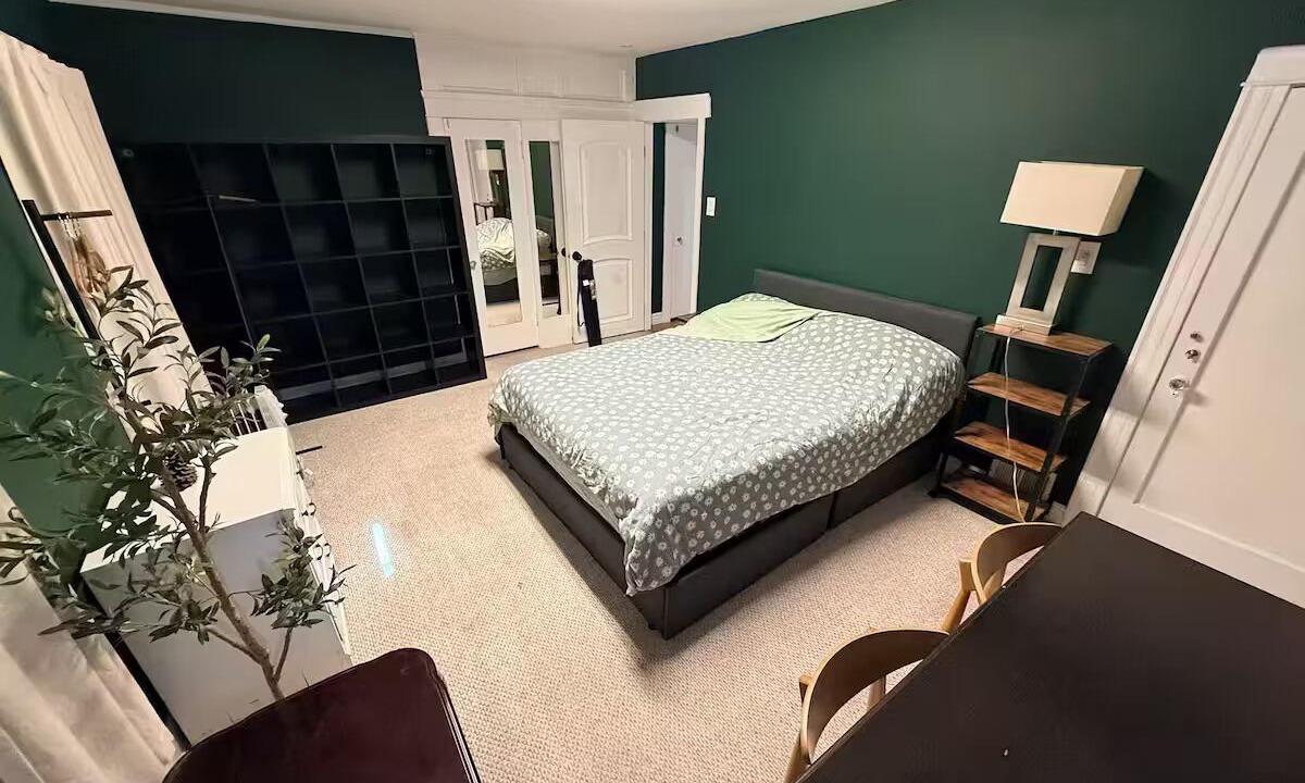 Photo of Bedroom in Larchmont