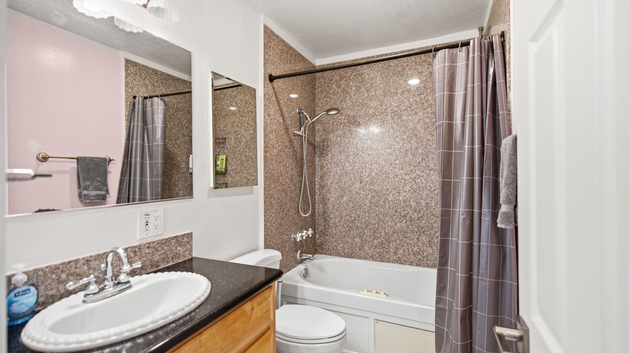 Photo of Bathroom in Bixby North